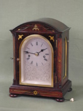 Small bracket clock