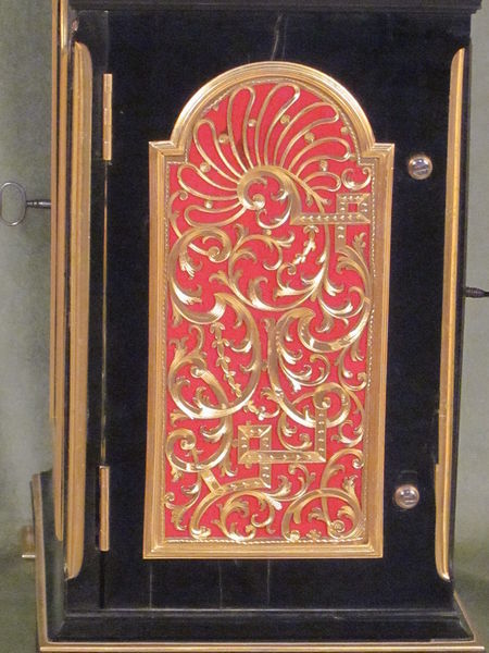 Three train quarter chiming table clock 